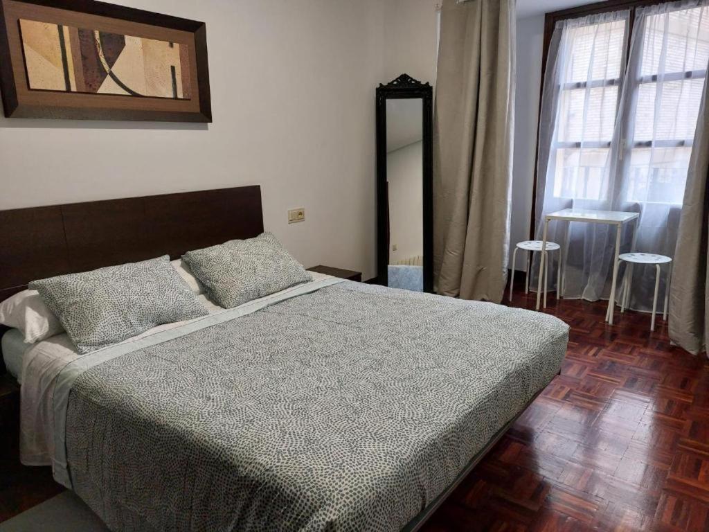Appartement Casa Caminante - Habitacion à Pampelune Extérieur photo